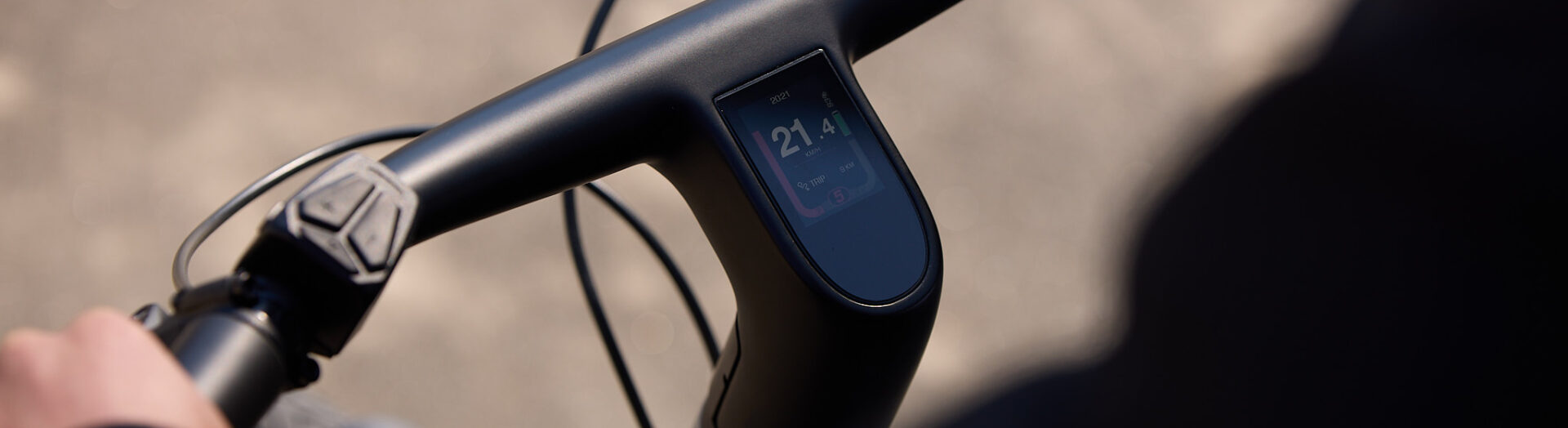 Reany e bike display showing speed, battery level and assistance