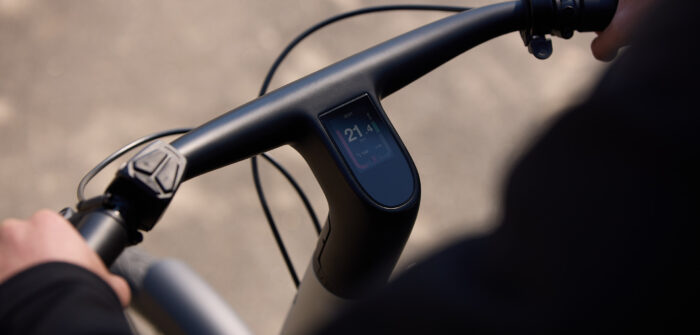 Reany e bike display showing speed, battery level and assistance